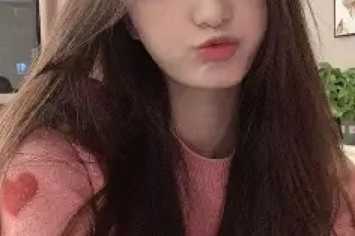 大网红“割韭菜”“哭”求原谅