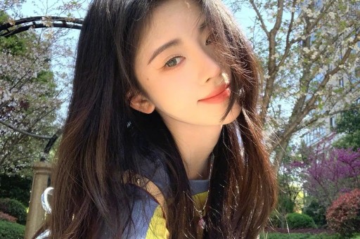 33岁女星官宣怀孕！孕期出血从厕所爬出来找老公男方身份太神秘
